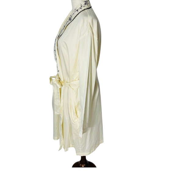 NWT VINTAGE Judith Hart Embroidered Robe - Picture 4 of 7